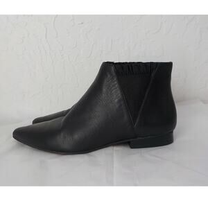 Sole Society Black Anlkle Boots Flats Poiny Toe Women 7 M Ruffles Accent Slip On